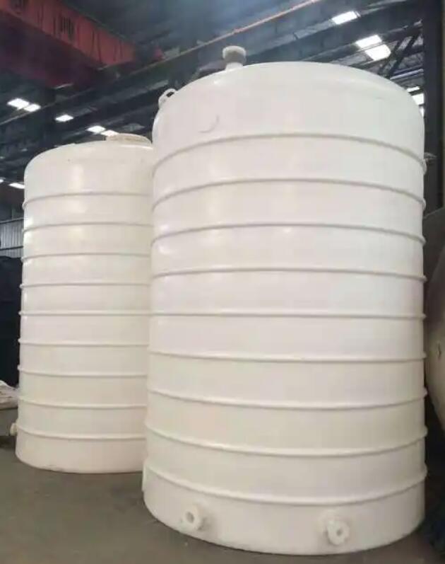 Plastic tankPlastic tank